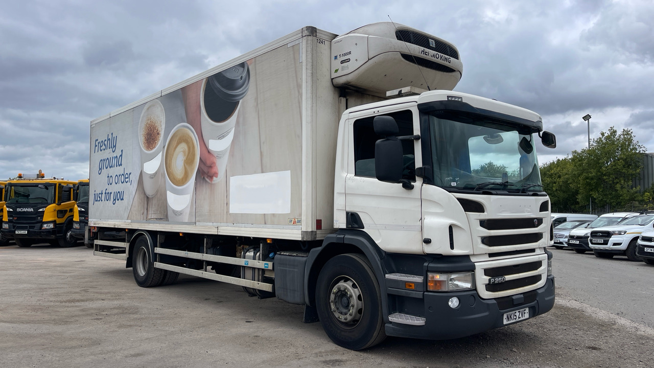 Scania P 250 - Camion frigorifique: photos 1 Scania P 250 - Camion frigorifique: photos 1