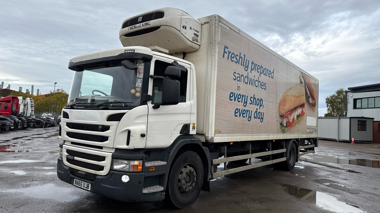 Scania P 250 - Camion frigorifique: photos 2 Scania P 250 - Camion frigorifique: photos 2