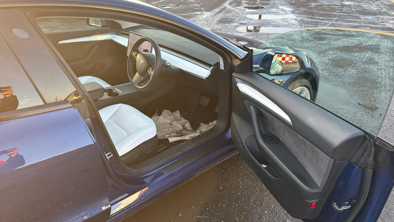 TESLA MODEL 3 LONG RANGE DUEL MOTOR - Berline: photos 5 TESLA MODEL 3 LONG RANGE DUEL MOTOR - Berline: photos 5