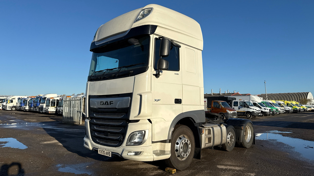 DAF XF 530 - Tracteur routier: photos 3 DAF XF 530 - Tracteur routier: photos 3