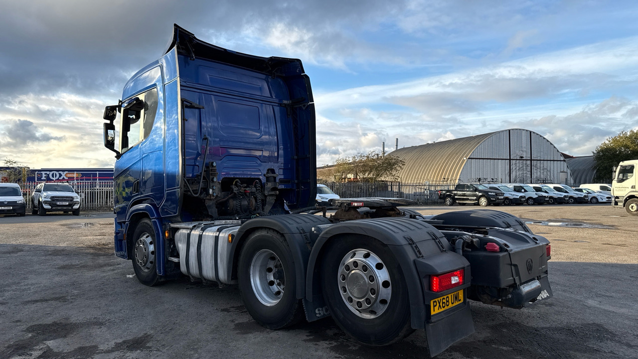 SCANIA R 450 - Tracteur routier: photos 3 SCANIA R 450 - Tracteur routier: photos 3