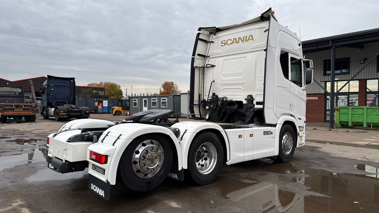 SCANIA R 560 - Tracteur routier: photos 4 SCANIA R 560 - Tracteur routier: photos 4
