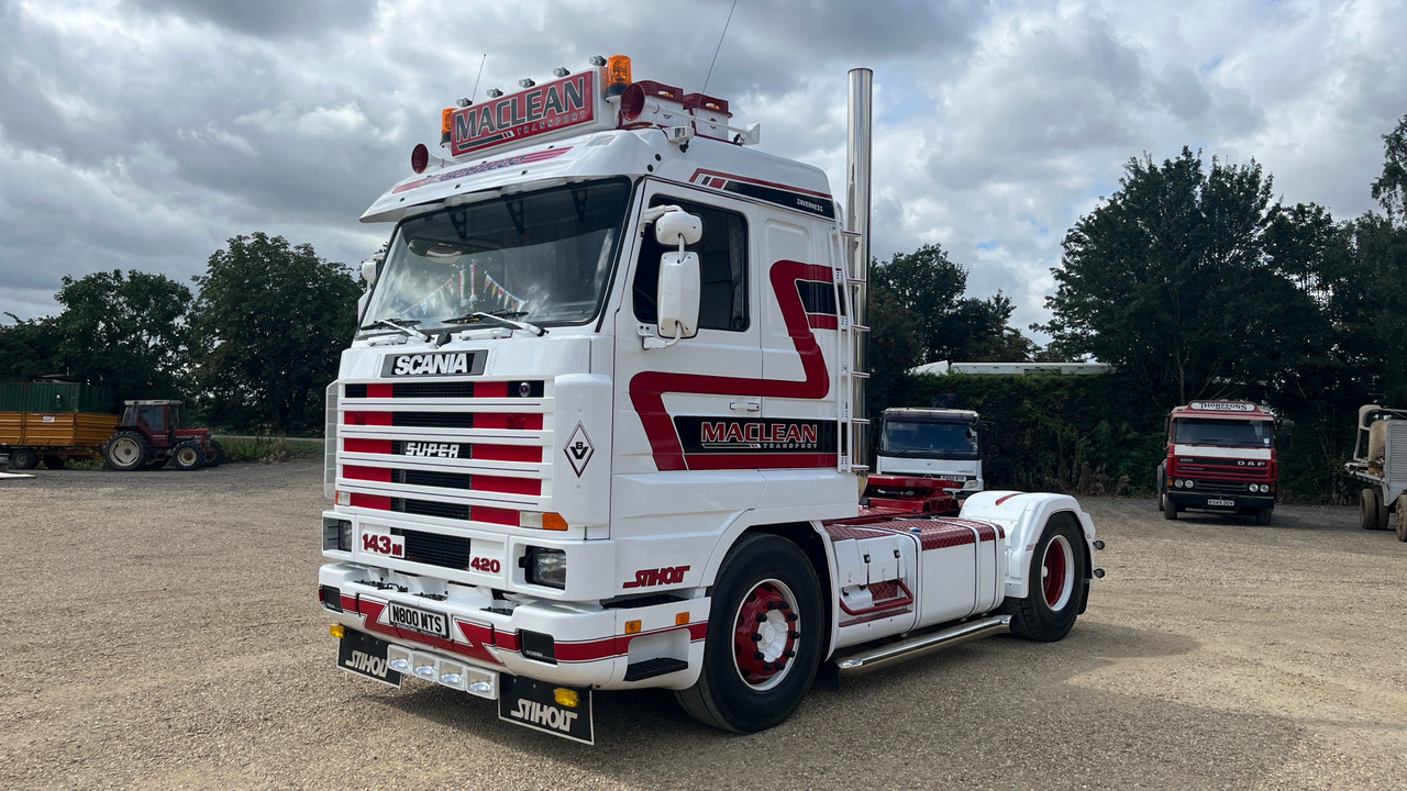 SCANIA R143.420 TOPLINE STREAMLINE - Tracteur routier: photos 2 SCANIA R143.420 TOPLINE STREAMLINE - Tracteur routier: photos 2