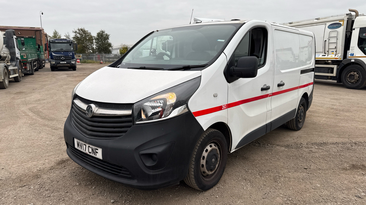VAUXHALL VIVARO 2700 1.6CDTI 125PS - Fourgonnette: photos 2 VAUXHALL VIVARO 2700 1.6CDTI 125PS - Fourgonnette: photos 2