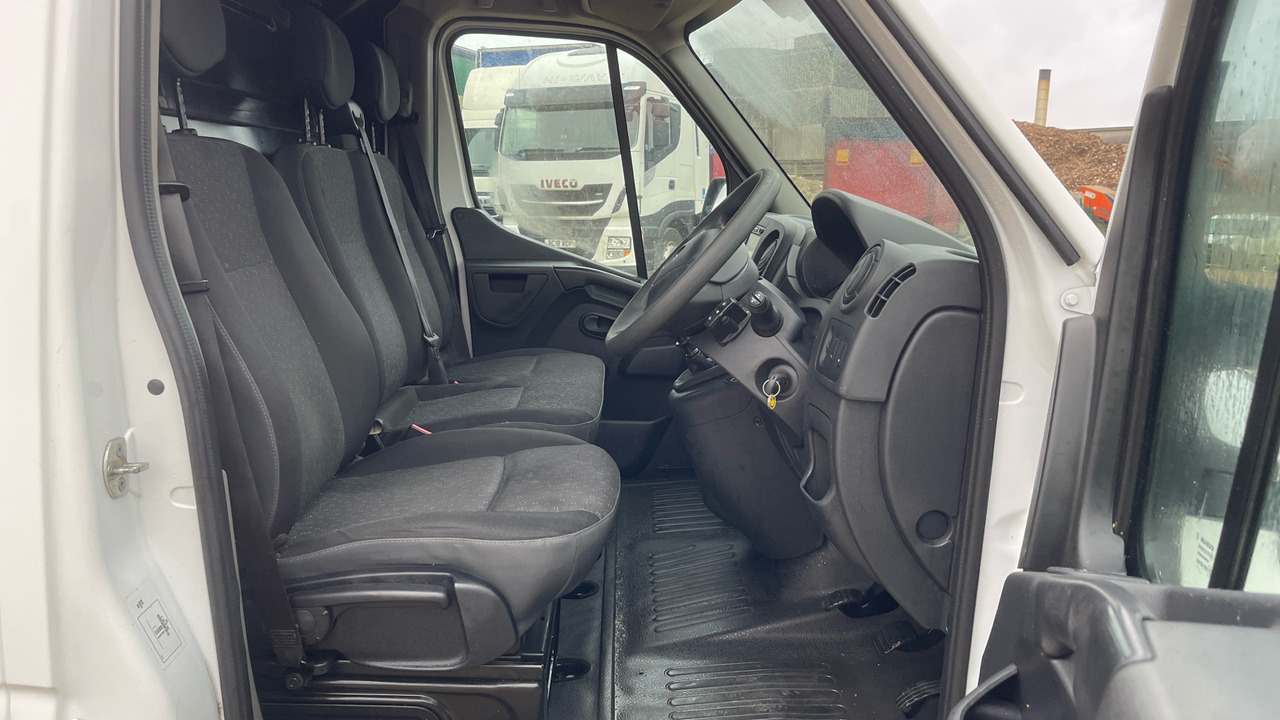 Vauxhall Movano 2.3 CDTI 130PS - Fourgon utilitaire: photos 5 Vauxhall Movano 2.3 CDTI 130PS - Fourgon utilitaire: photos 5