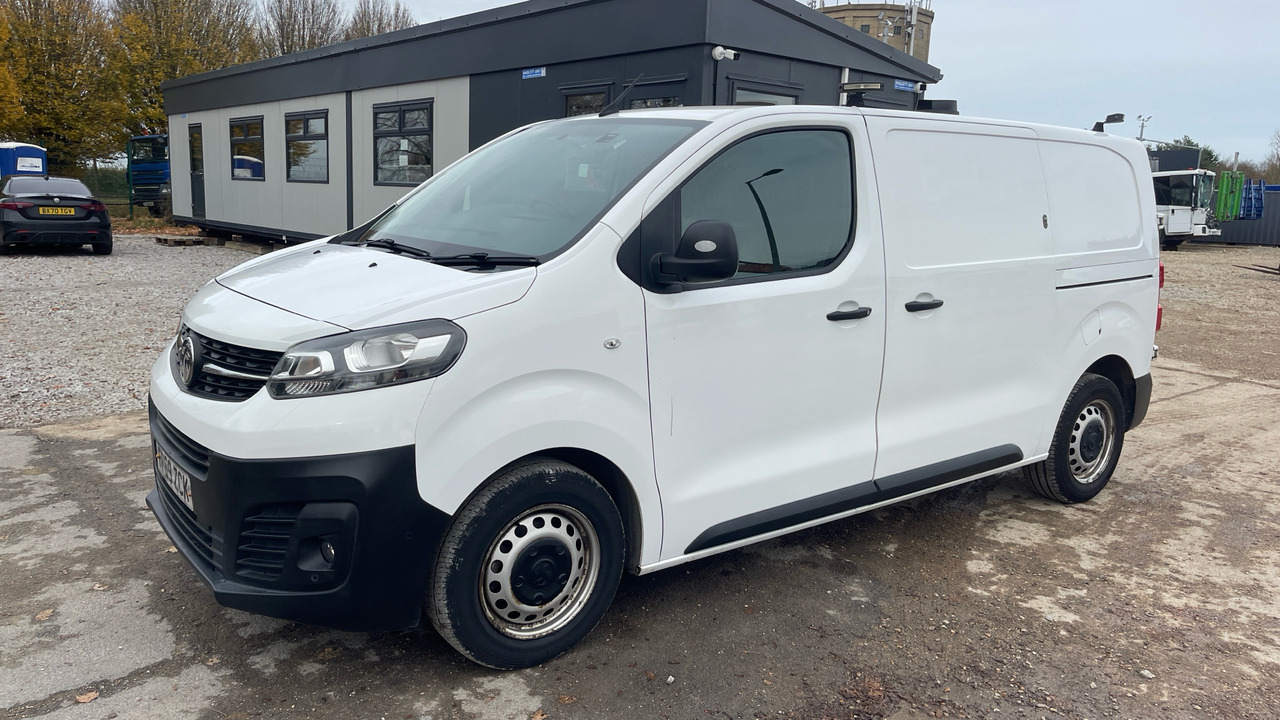 Vauxhall Vivaro 2900 1.5D 100PS - Fourgonnette: photos 2 Vauxhall Vivaro 2900 1.5D 100PS - Fourgonnette: photos 2