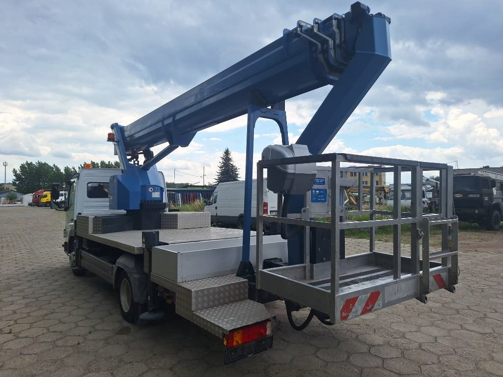 Mercedes-Benz Wumag WT 300 - Nacelle télescopique: photos 4 Mercedes-Benz Wumag WT 300 - Nacelle télescopique: photos 4