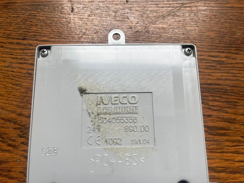 IVECO Stralis 450 Display Standheizung Steuergerät 504055356 - Bloc de gestion pour Camion: photos 3 IVECO Stralis 450 Display Standheizung Steuergerät 504055356 - Bloc de gestion pour Camion: photos 3