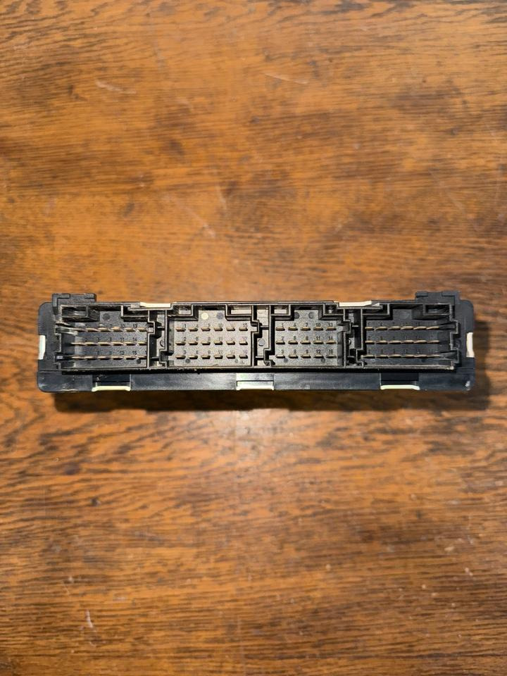 MAN ACC Steuergerät 81.25805.7080 - Bloc de gestion pour Camion: photos 4 MAN ACC Steuergerät 81.25805.7080 - Bloc de gestion pour Camion: photos 4