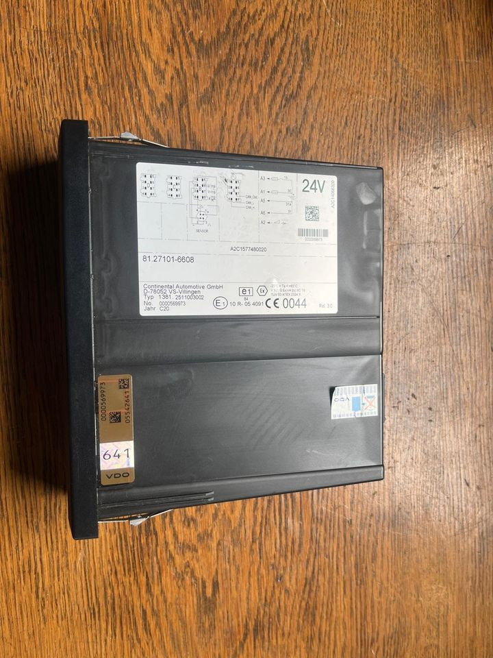 MAN Continental Tachograph 81271016608 - Chronotachygraphe pour Camion: photos 3 MAN Continental Tachograph 81271016608 - Chronotachygraphe pour Camion: photos 3