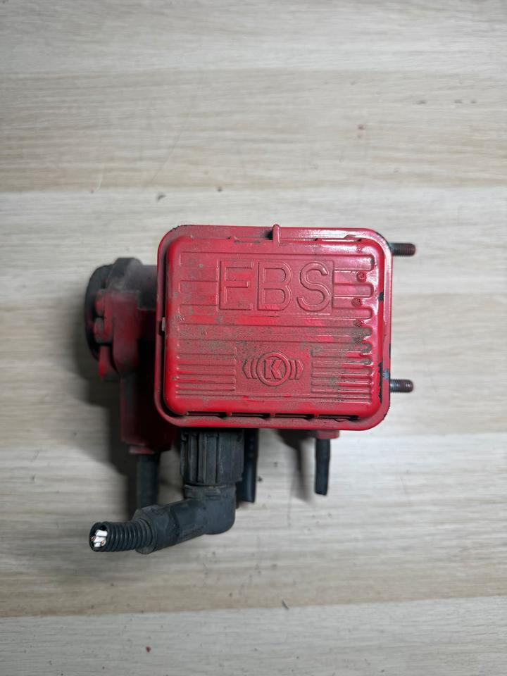 MAN KNORR-BREMSE EBS Ventil K020623 81.52301-6213 - Valve pour Camion: photos 4 MAN KNORR-BREMSE EBS Ventil K020623 81.52301-6213 - Valve pour Camion: photos 4