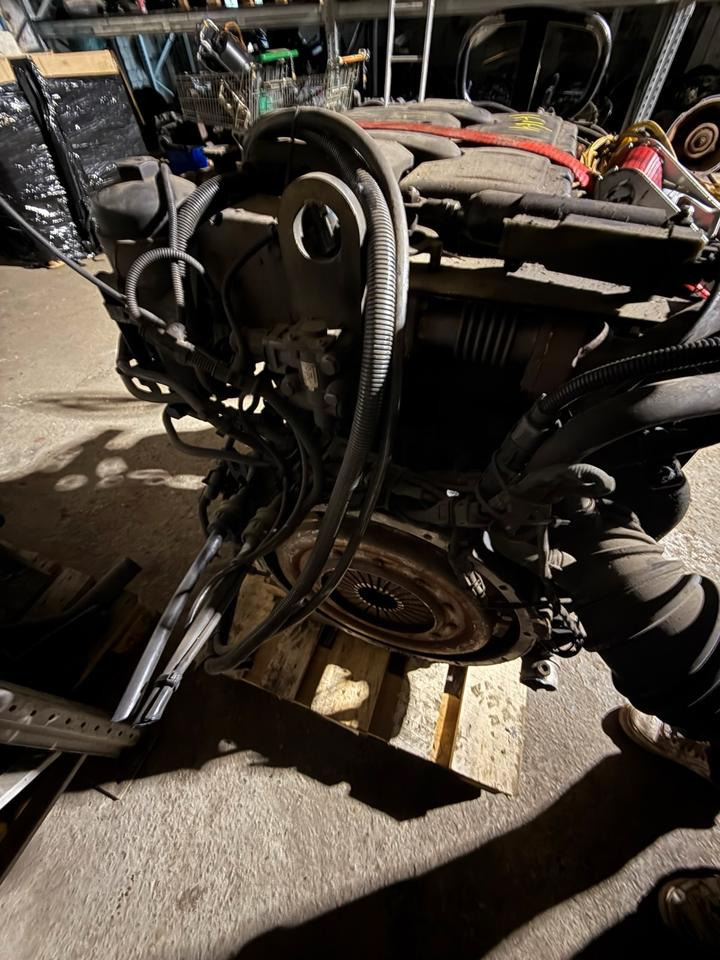 MAN Motor 12.180 EU5 D0834 LFL 64 - Moteur pour Camion: photos 4 MAN Motor 12.180 EU5 D0834 LFL 64 - Moteur pour Camion: photos 4