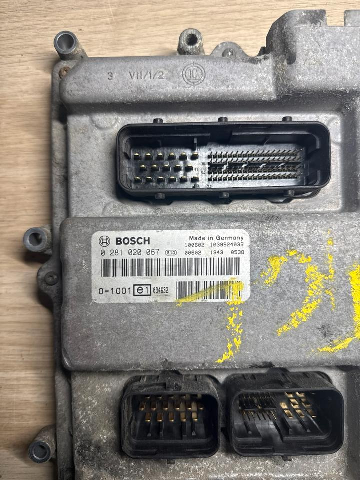 MAN TGL EU5 Motorsteuergerät 0281020067 - Système électrique pour Camion: photos 3 MAN TGL EU5 Motorsteuergerät 0281020067 - Système électrique pour Camion: photos 3