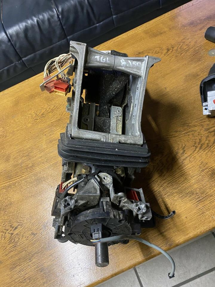 MAN TGL Lenksäule Lenkung mit Zündschloss & Schlüssel - Colonne de direction pour Camion: photos 2 MAN TGL Lenksäule Lenkung mit Zündschloss & Schlüssel - Colonne de direction pour Camion: photos 2