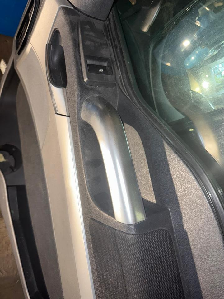 MAN TGS EU6 Beifahrertür Weiß Spiegel Innenverkleidung LN 57 - Portière et pièces pour Camion: photos 4 MAN TGS EU6 Beifahrertür Weiß Spiegel Innenverkleidung LN 57 - Portière et pièces pour Camion: photos 4