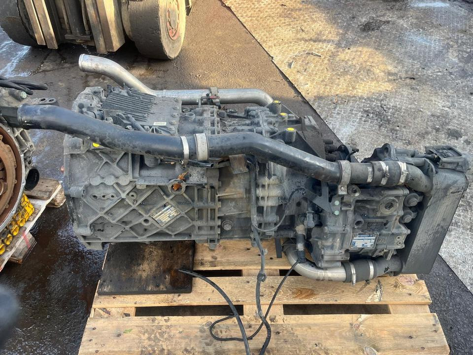 MAN TGX Getriebe ZF 12 AS 2331 TD mit Intarder 3 - Boîte de vitesse pour Camion: photos 4 MAN TGX Getriebe ZF 12 AS 2331 TD mit Intarder 3 - Boîte de vitesse pour Camion: photos 4
