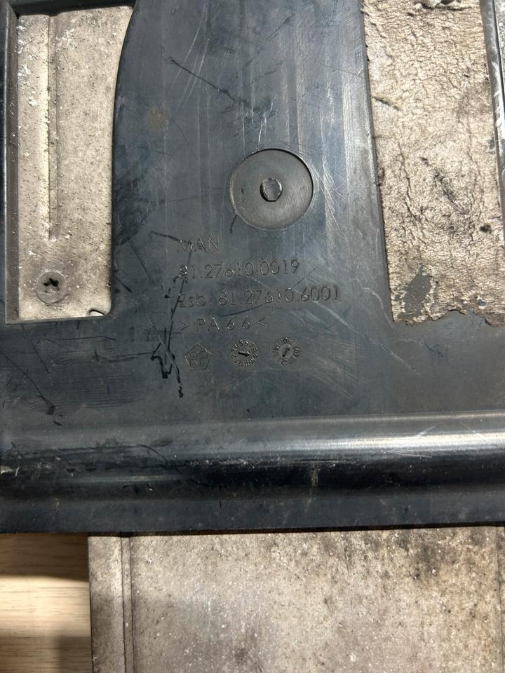 MAN TGX TGS Radarsensor 81.27610.0019 - Capteur pour Camion: photos 4 MAN TGX TGS Radarsensor 81.27610.0019 - Capteur pour Camion: photos 4