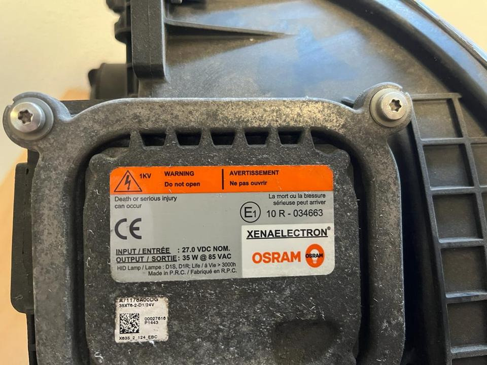 Mercedes Actros Bi Xenon Scheinwerfer Vorne Rechts A9608200739 - Feu avant pour Camion: photos 4 Mercedes Actros Bi Xenon Scheinwerfer Vorne Rechts A9608200739 - Feu avant pour Camion: photos 4