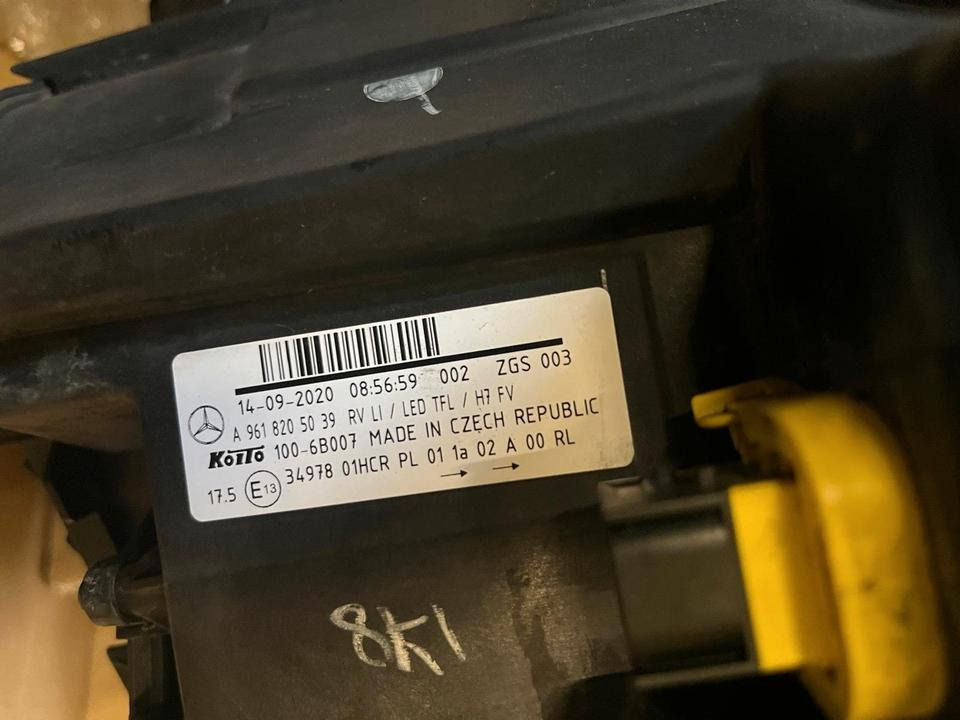 Mercedes Actros LED Scheinwerfer Vorne Links A9618205039 - Feu avant pour Camion: photos 3 Mercedes Actros LED Scheinwerfer Vorne Links A9618205039 - Feu avant pour Camion: photos 3