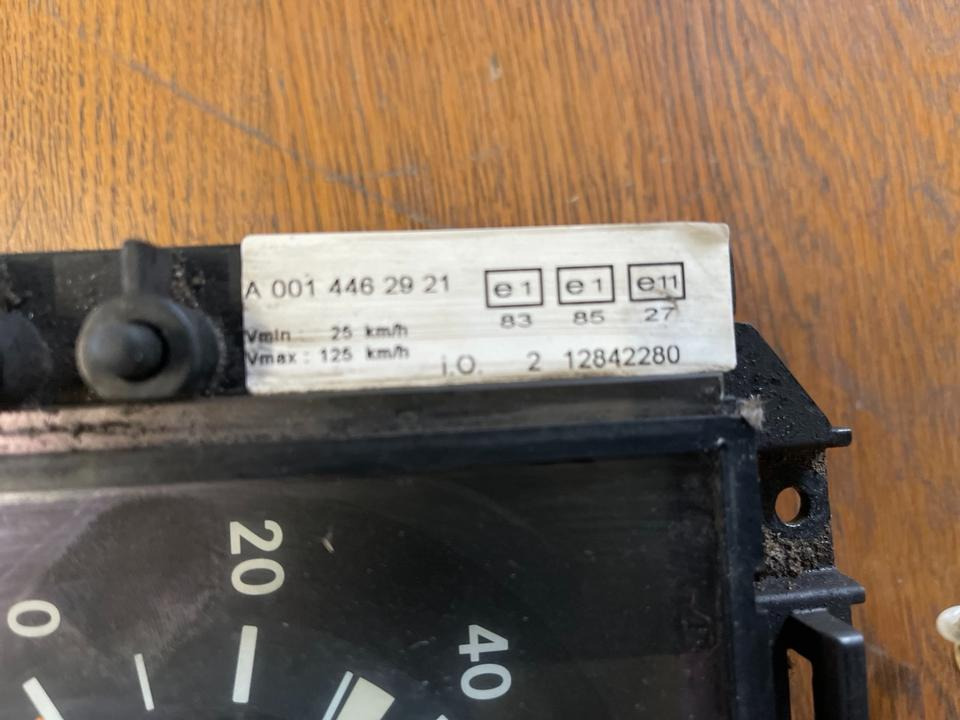 Mercedes Atego 1 Kombiinstrument Tacho A0014462921 - Panel de instrumentos pour Camion: photos 2 Mercedes Atego 1 Kombiinstrument Tacho A0014462921 - Panel de instrumentos pour Camion: photos 2