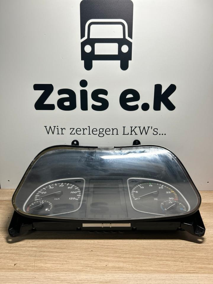 Mercedes Atego 4 EU6 Kombiinstrument A9674463821 - Panel de instrumentos: photos 1 Mercedes Atego 4 EU6 Kombiinstrument A9674463821 - Panel de instrumentos: photos 1