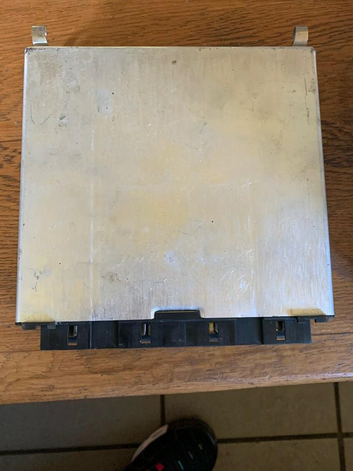 Mercedes Atego Elektronik FR Steuergerät A 000 446 54 02 - Bloc de gestion pour Camion: photos 3 Mercedes Atego Elektronik FR Steuergerät A 000 446 54 02 - Bloc de gestion pour Camion: photos 3