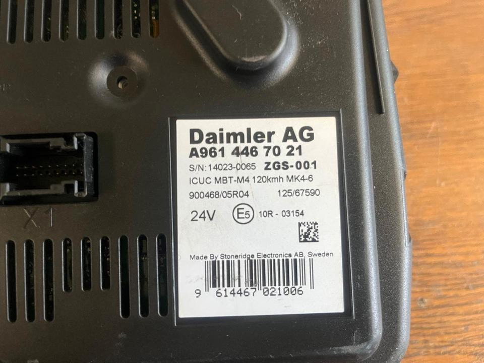 Mercedes Benz Actros MP4 Kombiinstrument / Tacho A9614467021 - Panel de instrumentos pour Camion: photos 3 Mercedes Benz Actros MP4 Kombiinstrument / Tacho A9614467021 - Panel de instrumentos pour Camion: photos 3