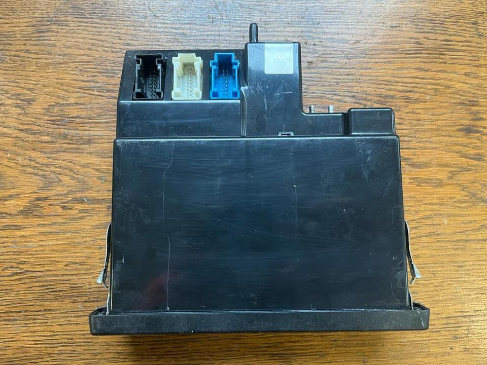 Mercedes-Benz Actros MP4 Tachograph FLEETBOARD A0004462060 - Chronotachygraphe pour Camion: photos 5 Mercedes-Benz Actros MP4 Tachograph FLEETBOARD A0004462060 - Chronotachygraphe pour Camion: photos 5