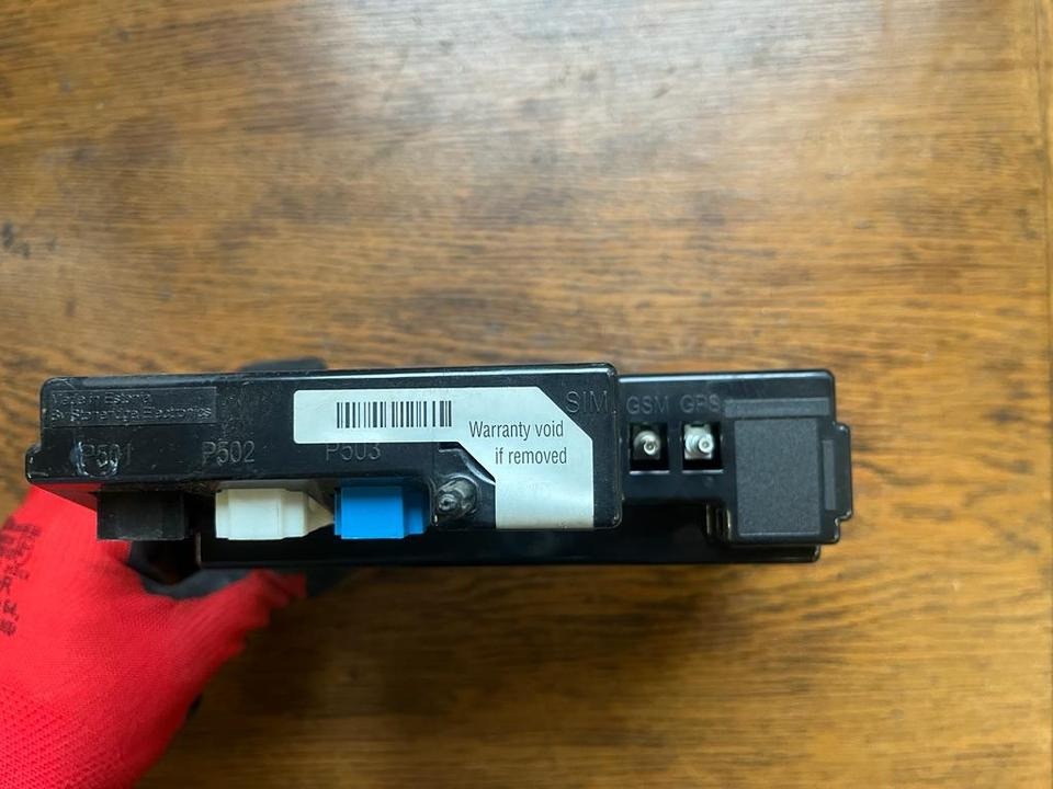 Mercedes-Benz Actros MP4 Tachograph FLEETBOARD A0004462060 - Chronotachygraphe pour Camion: photos 4 Mercedes-Benz Actros MP4 Tachograph FLEETBOARD A0004462060 - Chronotachygraphe pour Camion: photos 4