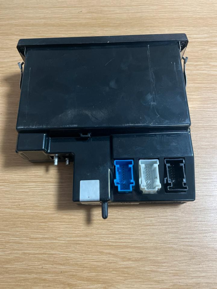 Mercedes-Benz Actros Tachograph FLEETBOARD A0004462360 - Chronotachygraphe pour Camion: photos 4 Mercedes-Benz Actros Tachograph FLEETBOARD A0004462360 - Chronotachygraphe pour Camion: photos 4