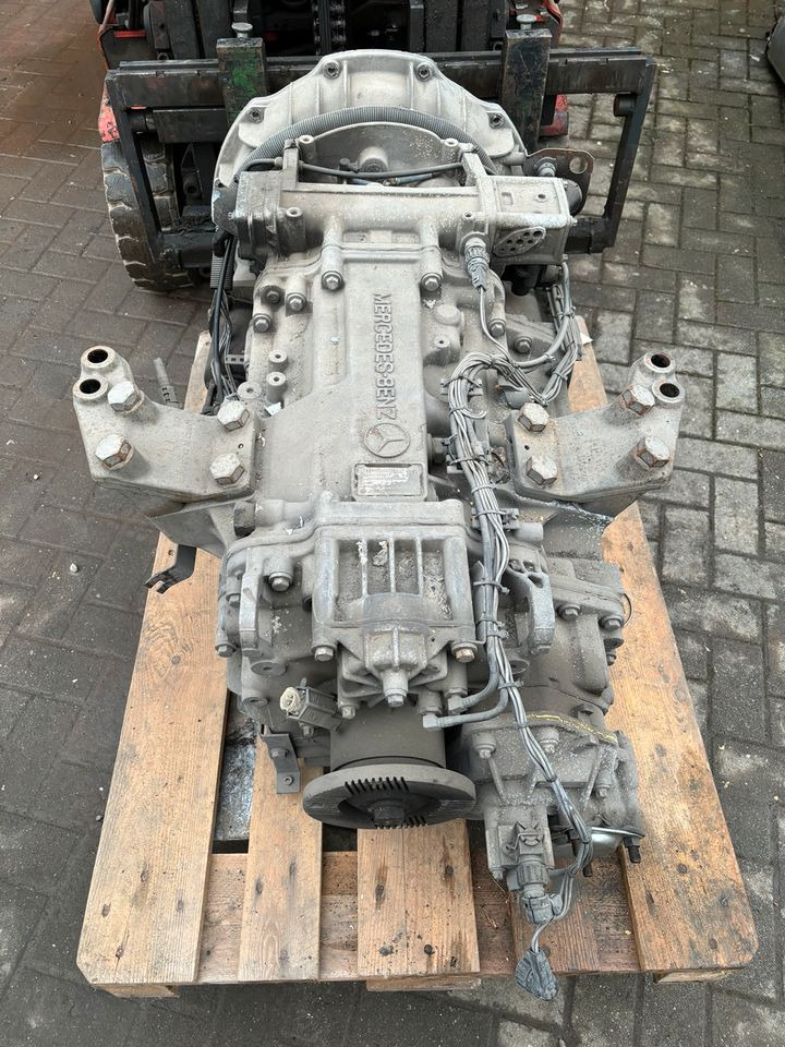 Mercedes-Benz Axor 1840 Schaltgetriebe G221-9 - Transmission pour Camion: photos 1 Mercedes-Benz Axor 1840 Schaltgetriebe G221-9 - Transmission pour Camion: photos 1