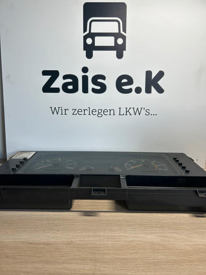 Mercedes Benz Econic Kombiinstrument / Tacho A0044469121 - Panel de instrumentos pour Camion: photos 1 Mercedes Benz Econic Kombiinstrument / Tacho A0044469121 - Panel de instrumentos pour Camion: photos 1