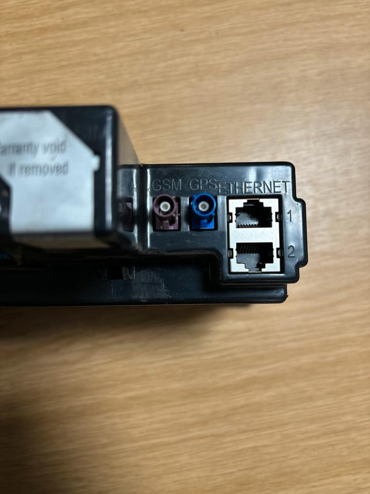 Mercedes-Benz FLEETBOARD ADVANCED Tachograph A0004460760 - Chronotachygraphe pour Camion: photos 3 Mercedes-Benz FLEETBOARD ADVANCED Tachograph A0004460760 - Chronotachygraphe pour Camion: photos 3