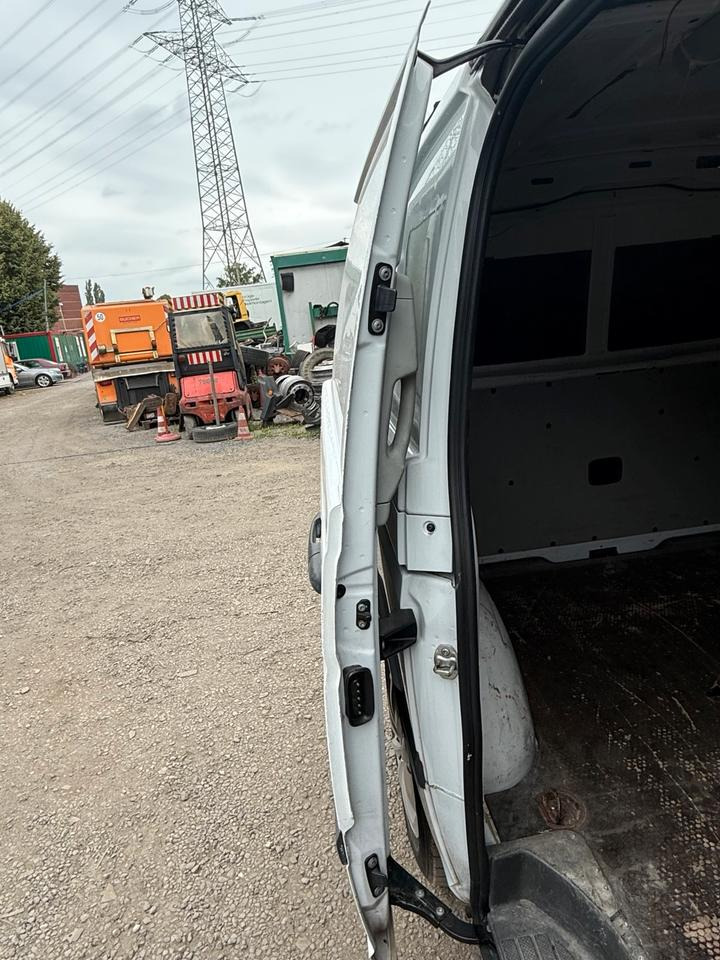 Mercedes VITO Seitentür Schiebetür BJ 2012 - Portière et pièces pour Véhicule utilitaire: photos 2 Mercedes VITO Seitentür Schiebetür BJ 2012 - Portière et pièces pour Véhicule utilitaire: photos 2
