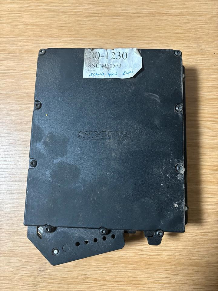 SCANIA ECU,OPC 1484960 Steuereinheit - Bloc de gestion pour Camion: photos 1 SCANIA ECU,OPC 1484960 Steuereinheit - Bloc de gestion pour Camion: photos 1