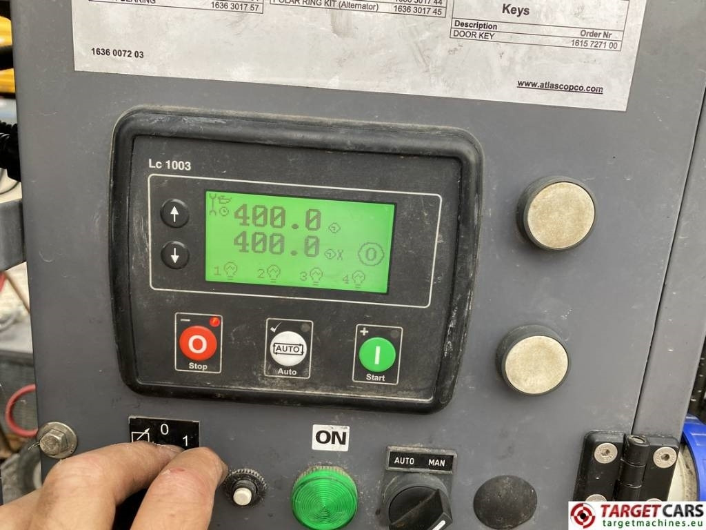 Mat d'éclairage Atlas Copco QLB60 Tower Light 4x350W: photos 15 Mat d'éclairage Atlas Copco QLB60 Tower Light 4x350W: photos 15