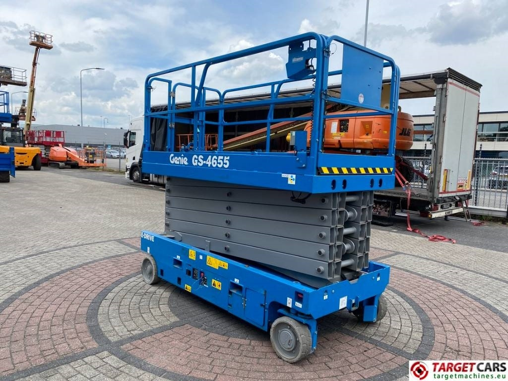 Genie GS-4655 Electric GS4655 Scissor Work Lift 1595cm - Nacelle ciseaux: photos 2 Genie GS-4655 Electric GS4655 Scissor Work Lift 1595cm - Nacelle ciseaux: photos 2