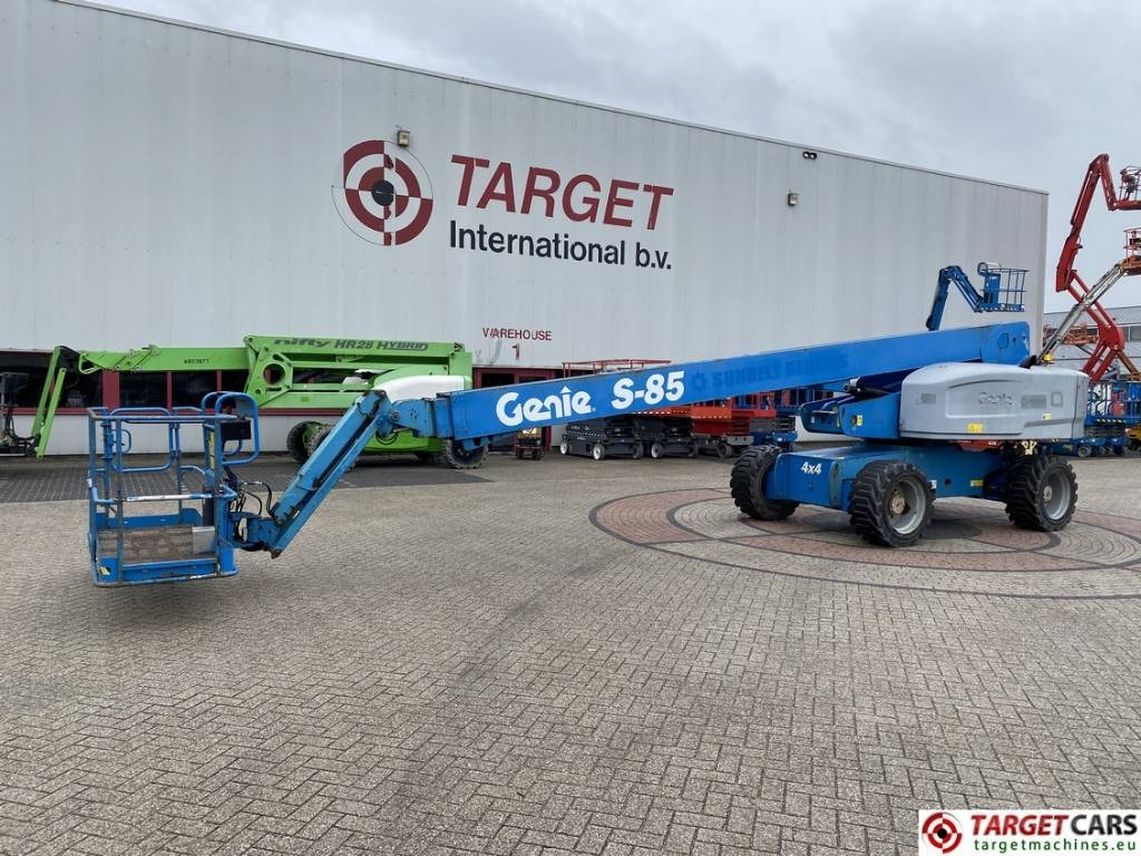 Genie S-85 Telescopic 4x4 Diesel Boom Work Lift 2791cm - Nacelle télescopique: photos 1 Genie S-85 Telescopic 4x4 Diesel Boom Work Lift 2791cm - Nacelle télescopique: photos 1