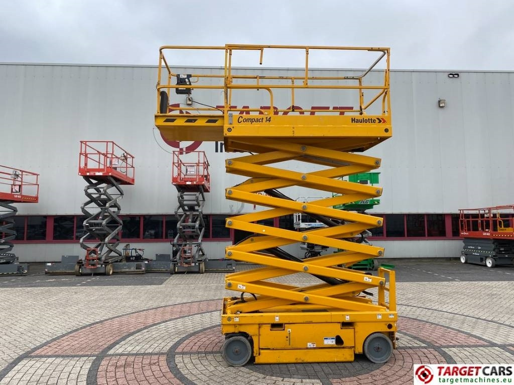 Haulotte Compact 14 Electric Scissor Work Lift 1385cm - Nacelle ciseaux: photos 5 Haulotte Compact 14 Electric Scissor Work Lift 1385cm - Nacelle ciseaux: photos 5