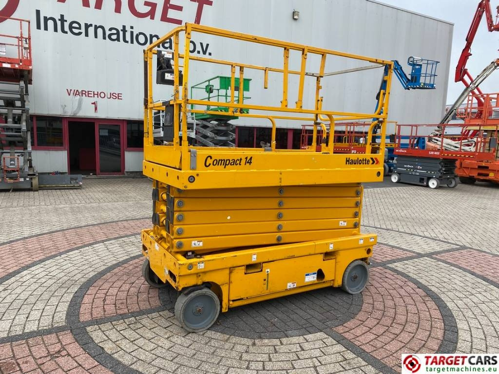 Haulotte Compact 14 Electric Scissor Work Lift 1385cm - Nacelle ciseaux: photos 1 Haulotte Compact 14 Electric Scissor Work Lift 1385cm - Nacelle ciseaux: photos 1