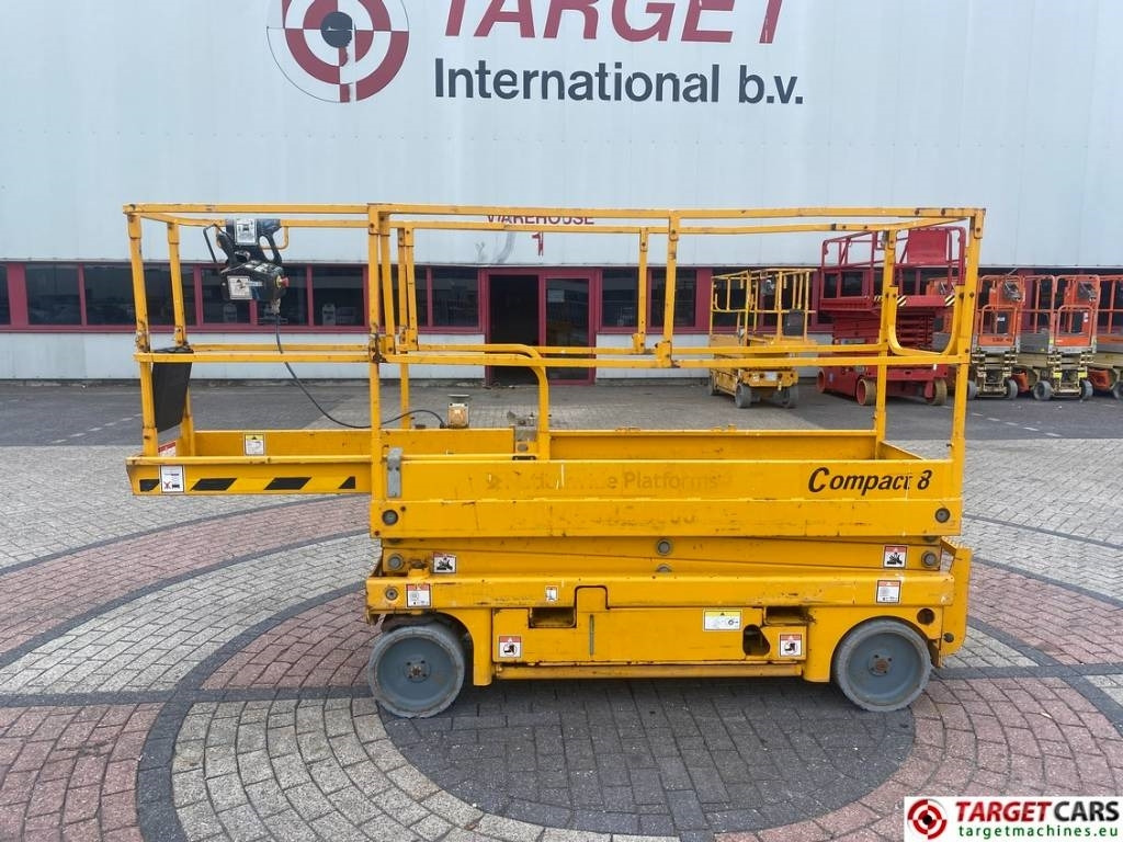 Nacelle ciseaux Haulotte Compact 8 Electric Scissor Work Lift 818cm: photos 32