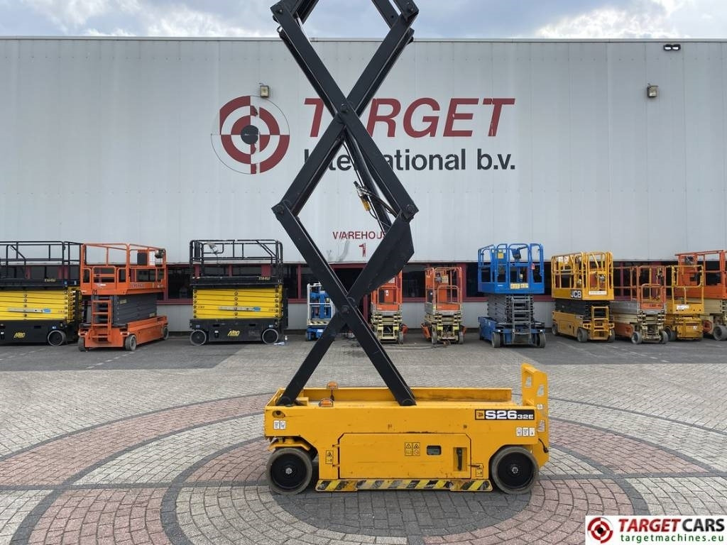 Nacelle ciseaux JCB S2632E Electric Scissor Work Lift 1010cm: photos 19 Nacelle ciseaux JCB S2632E Electric Scissor Work Lift 1010cm: photos 19