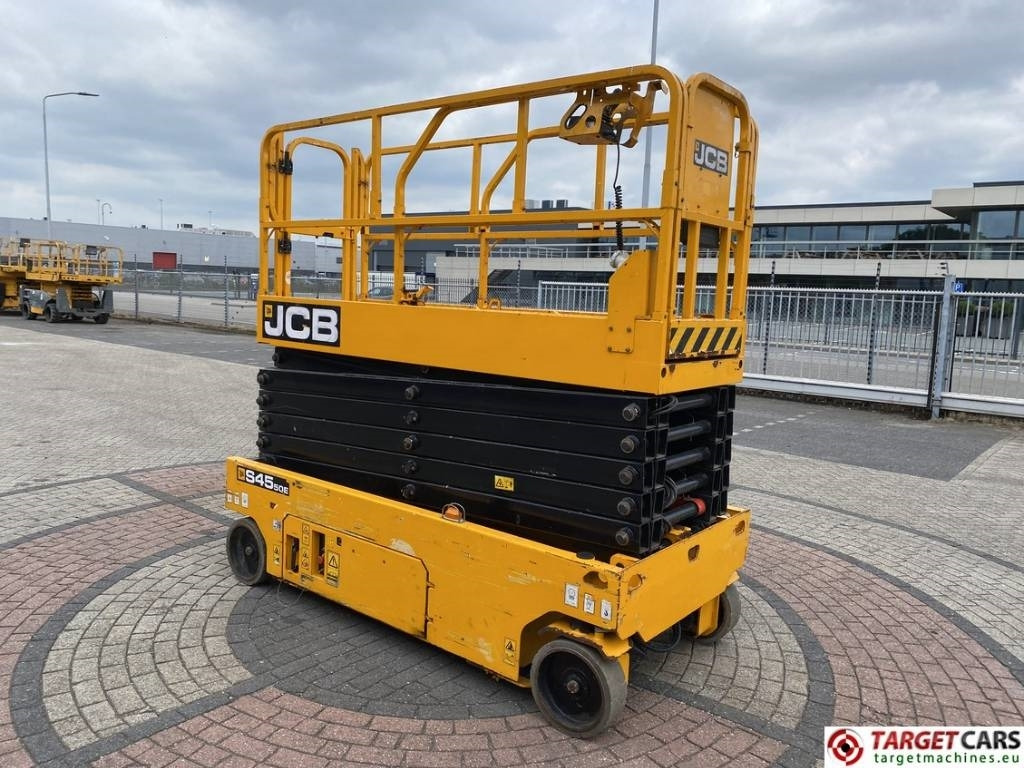 JCB S4550E Electric Scissor Work Lift 1580cm - Nacelle ciseaux: photos 2 JCB S4550E Electric Scissor Work Lift 1580cm - Nacelle ciseaux: photos 2