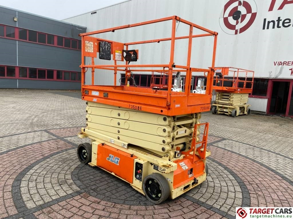 JLG 10RS Electric Scissor Work Lift 1175cm - Nacelle ciseaux: photos 4 JLG 10RS Electric Scissor Work Lift 1175cm - Nacelle ciseaux: photos 4