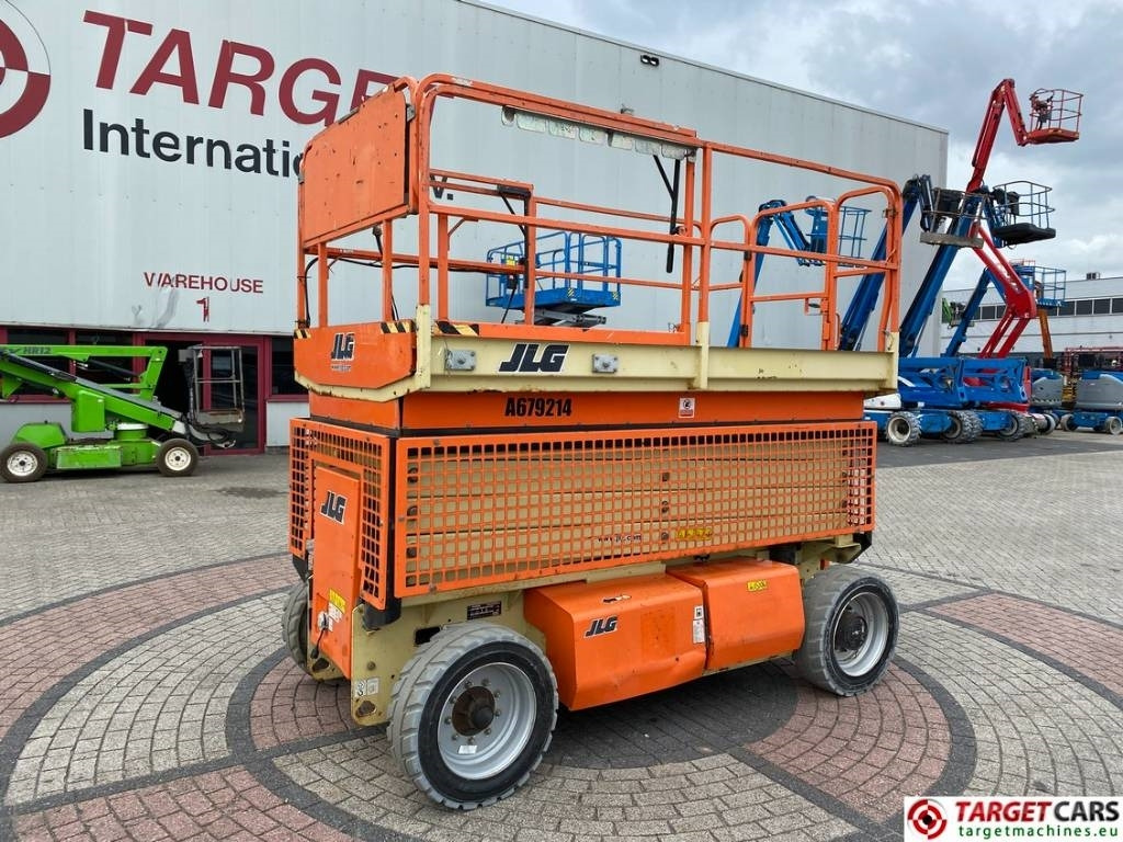 JLG 4069LE Electric Scissor Work Lift 1419cm - Nacelle ciseaux: photos 1 JLG 4069LE Electric Scissor Work Lift 1419cm - Nacelle ciseaux: photos 1
