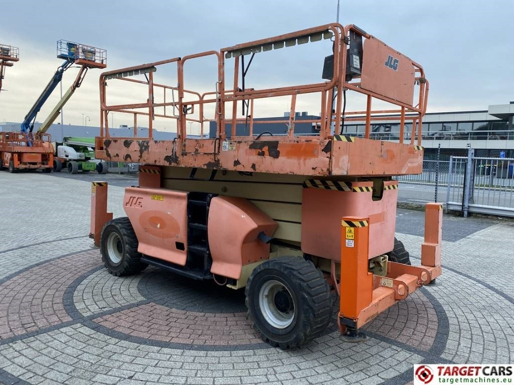 JLG 4394RT Diesel 4x4 Scissor Work Lift 1511cm - Nacelle ciseaux: photos 2 JLG 4394RT Diesel 4x4 Scissor Work Lift 1511cm - Nacelle ciseaux: photos 2