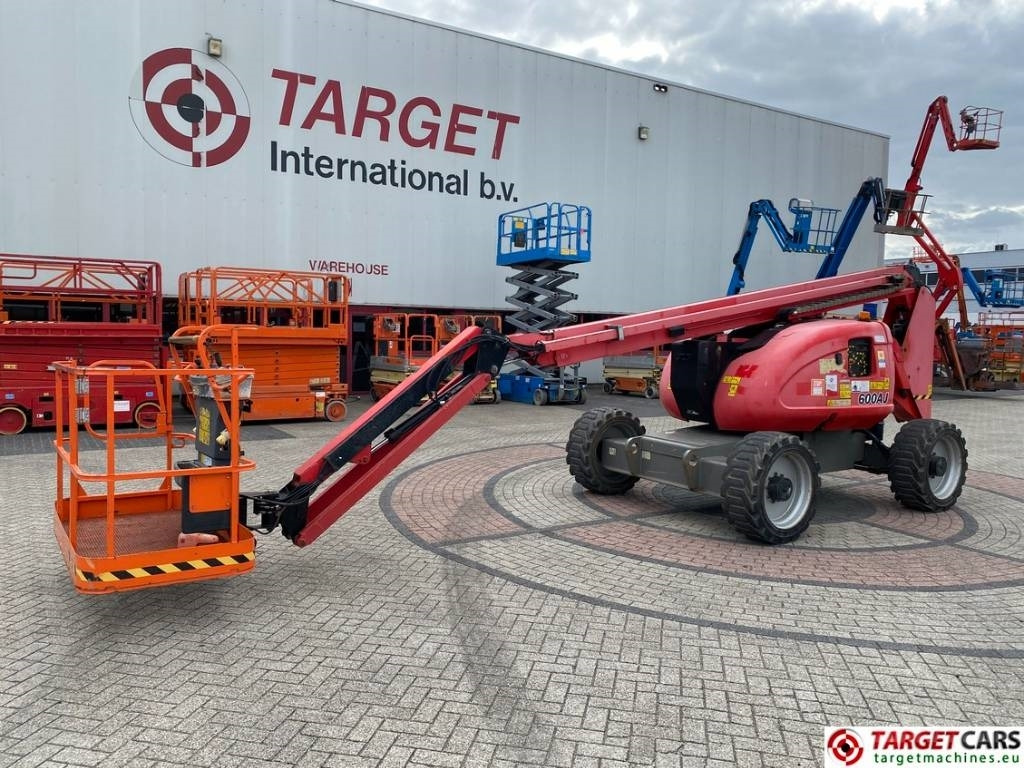 JLG 600AJ Articulated 4x4 Diesel Boom Work Lift 2047cm - Nacelle articulée: photos 1 JLG 600AJ Articulated 4x4 Diesel Boom Work Lift 2047cm - Nacelle articulée: photos 1