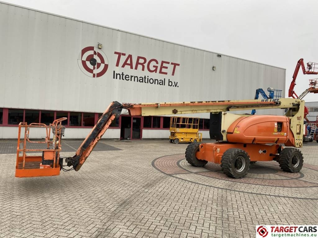 JLG 800AJ Articulated 4x4 Diesel Boom Work Lift 2538cm - Nacelle articulée: photos 1 JLG 800AJ Articulated 4x4 Diesel Boom Work Lift 2538cm - Nacelle articulée: photos 1