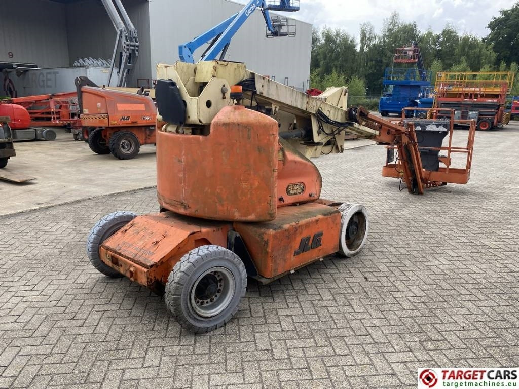 JLG E400AJPN Electric Articulated Boom Lift DEFECT - Nacelle articulée: photos 4 JLG E400AJPN Electric Articulated Boom Lift DEFECT - Nacelle articulée: photos 4