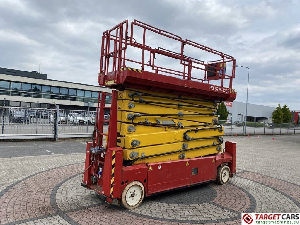 PB-Lift S225-12ES Electric Scissor Work Lift 2250cm - Nacelle ciseaux: photos 3 PB-Lift S225-12ES Electric Scissor Work Lift 2250cm - Nacelle ciseaux: photos 3